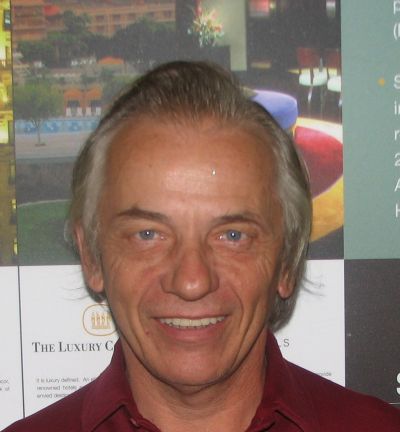 Robert Sanders