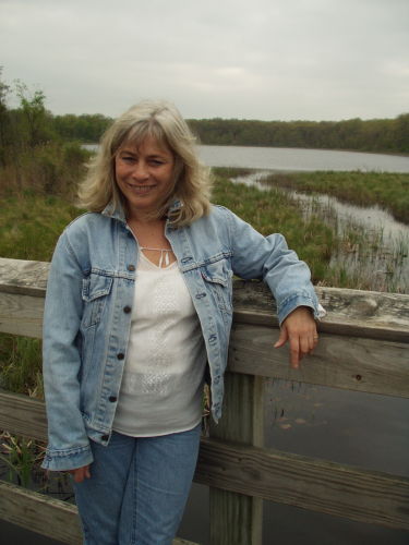 Lynda Ray
