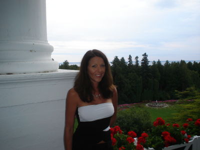 Lisa Gould