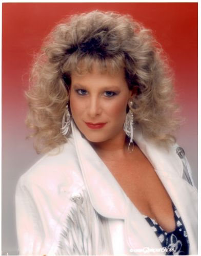 Deni Starr