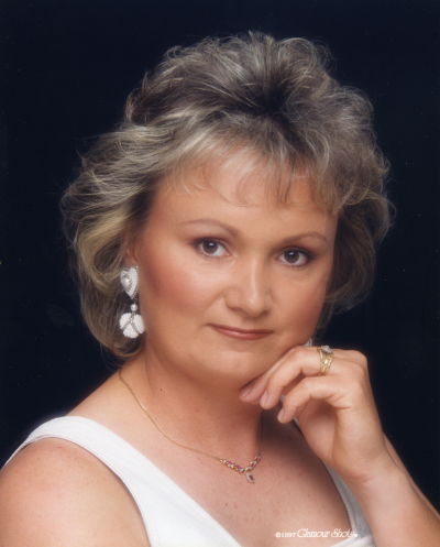 Julie Winters