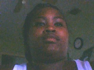 Zaundra Lively