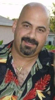 Carlos Nieves