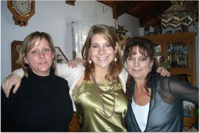 Linda True
