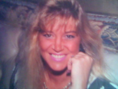 Eve Uydess