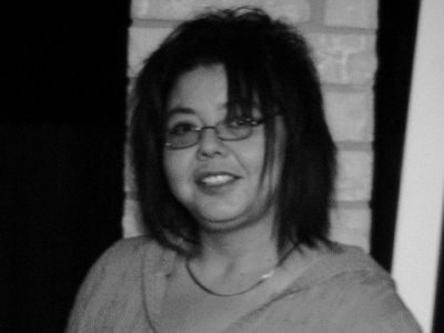 Theresa Robinson