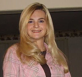 Leanna Lowe