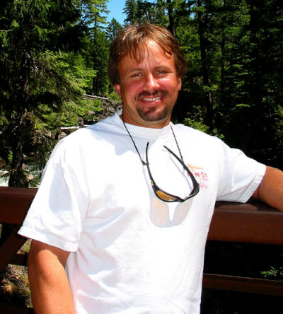 Dennis Oliver