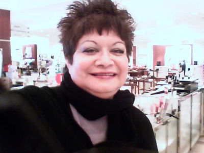 Yolanda Well