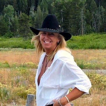 Ellyn Hanson