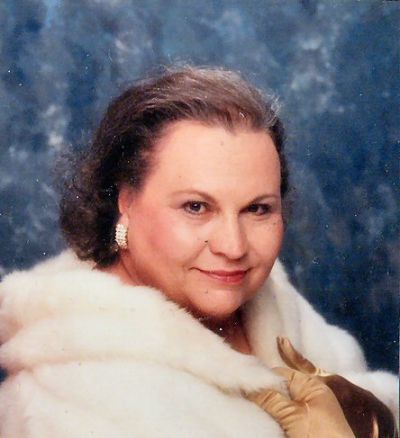 Saundra Mitchell