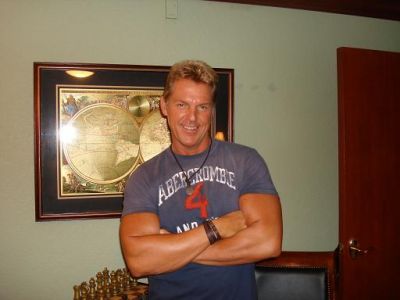 Nicky Stern
