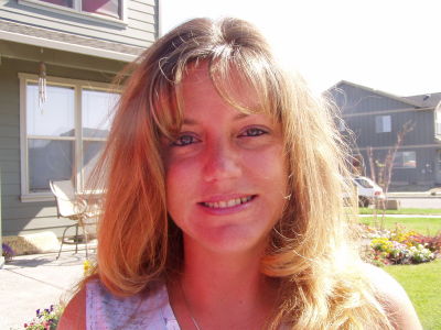 Glynis Leach