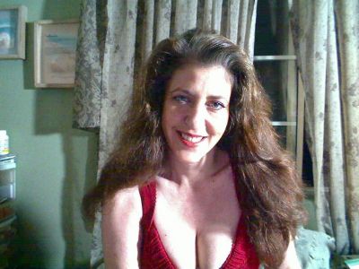 Vicki Alvarez