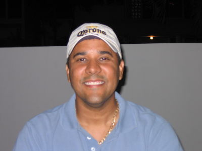 Angel Oquendo Onna