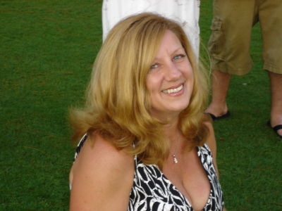 Hannelore Squires
