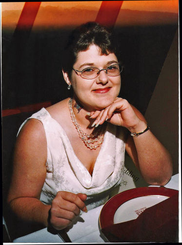 Traci Lewis