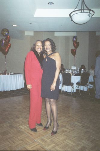 Gladys Lee
