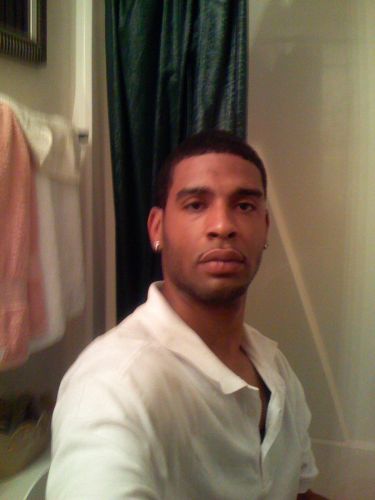 Antonio Holt