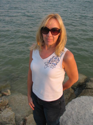 Theresa Webb