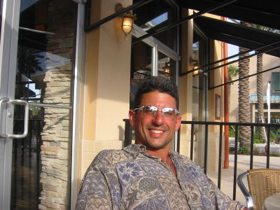 Charles Bari