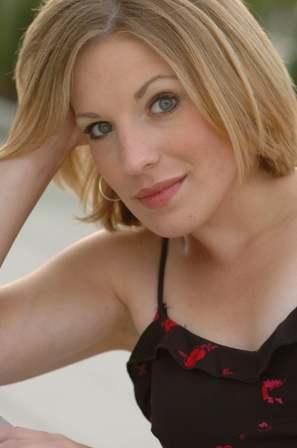Angela Treuren