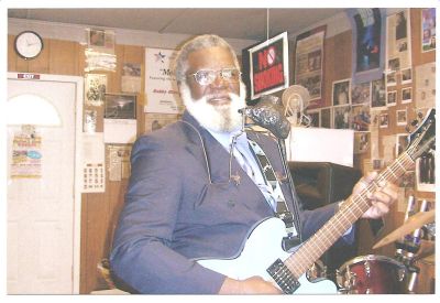 Bobie Oliver
