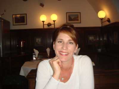 Leslie Larsen