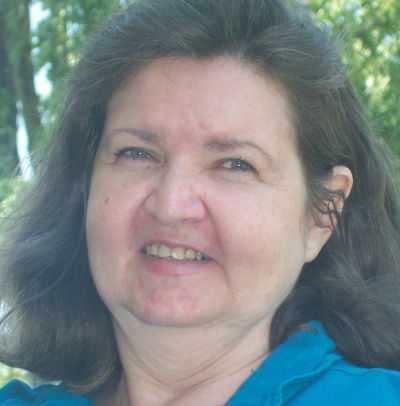 Traci Love