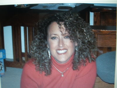 Natalie Saunders