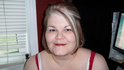 Leona Daves