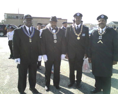 Leon Leath
