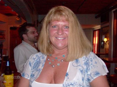 Cynthia Schneider