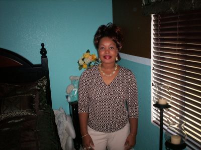 Shelaundra Adams