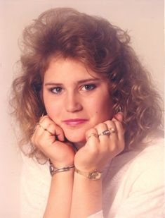 Lori Waid