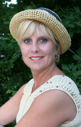 Tracey Andrews