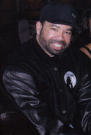 Kenneth Mitchell