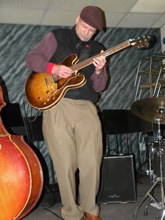 Lawrence Newcomb