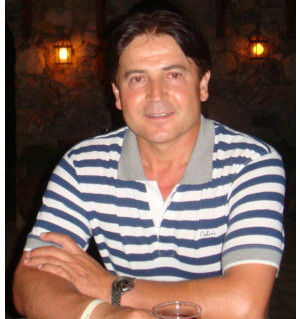 Douglas Crowe