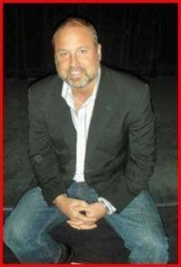 Christopher Bensinger