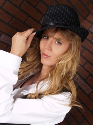 Suzanne Shalifoe