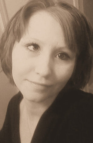 Sara Zeleznikar