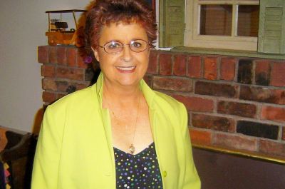 Susan Lenz