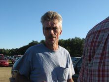 Robert Hughes