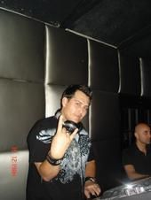 Dony Besser