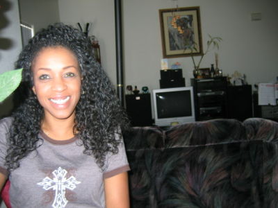 Estella Holmes