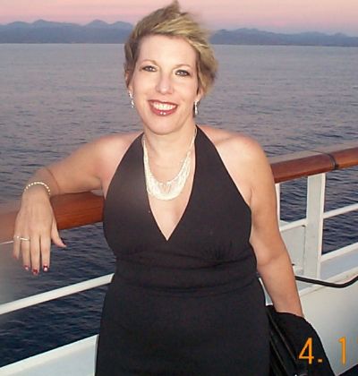 Dena Saunders