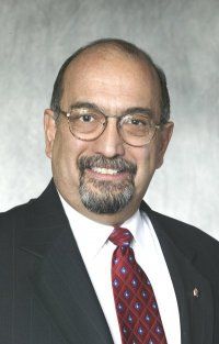 Fernando Olivares