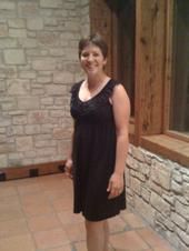 Lindsi Cavender