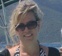 Christine Hoelter